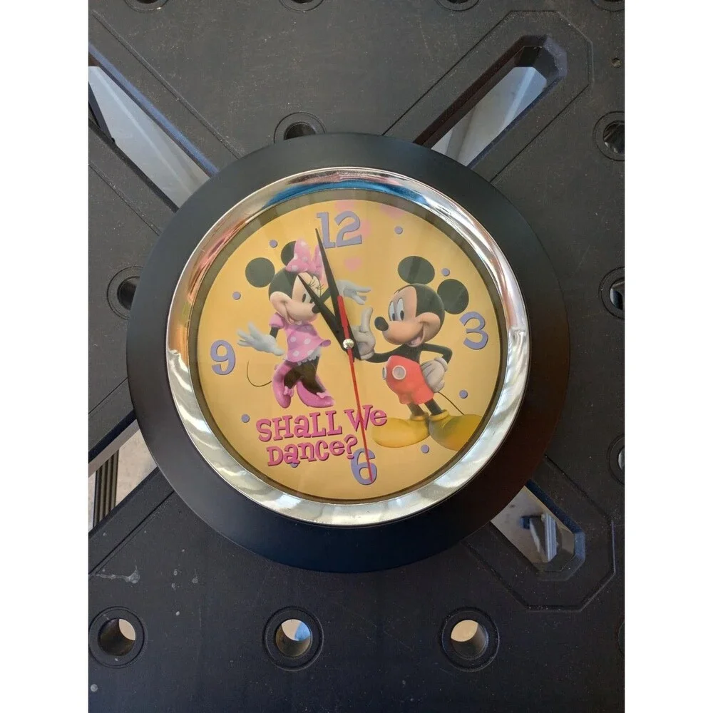 Micky and Minnie Mouse Wall Clock Vintage Walt Disney Productions